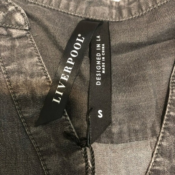 Liverpool Black Chambray High Low Tunic Top Boho Vibes Small Long Sleeve New - Picture 2 of 9